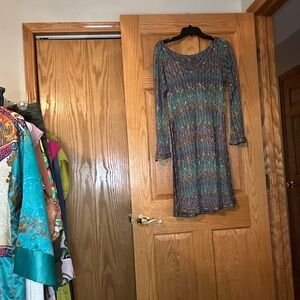 Elegant Multicolor Knit Dress